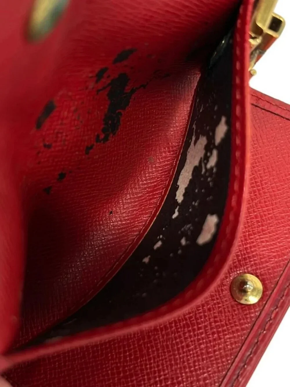Louis Vuitton accessories	none note	